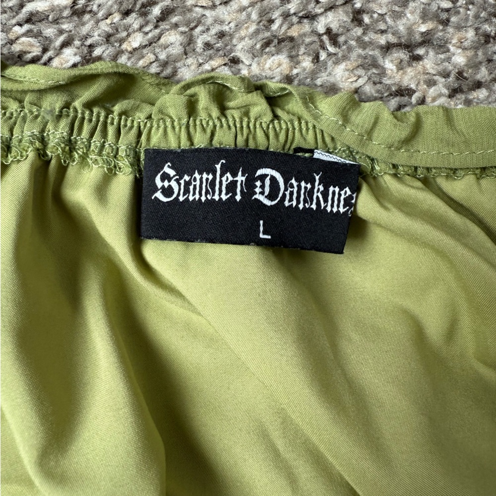 Scarlet Darkness Renaissance Faire Costume - Picture 13 of 13
